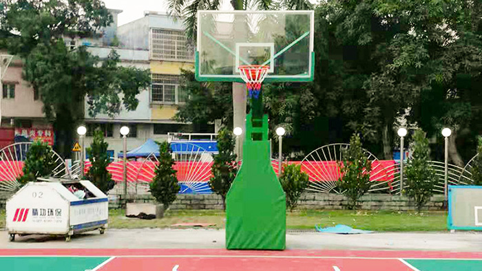 移動籃球架