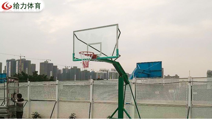移動(dòng)籃球架價(jià)格