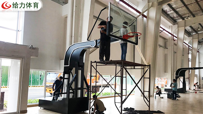 廣州移動(dòng)籃球架價(jià)錢(qián)