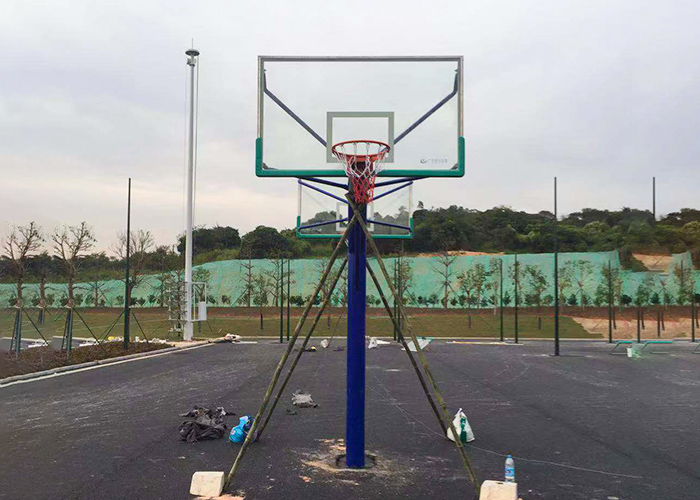 籃球架