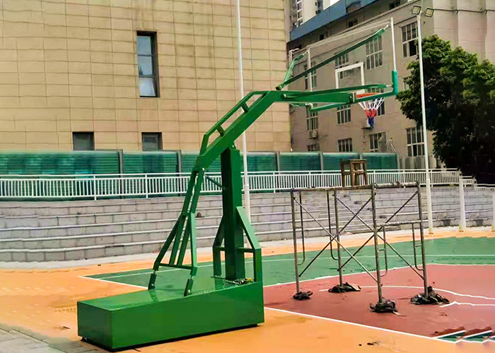移動(dòng)籃球架安裝